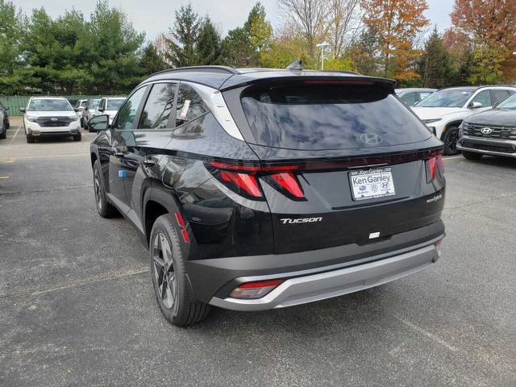 New 2026 Hyundai Tucson Hybrid SEL SUV
