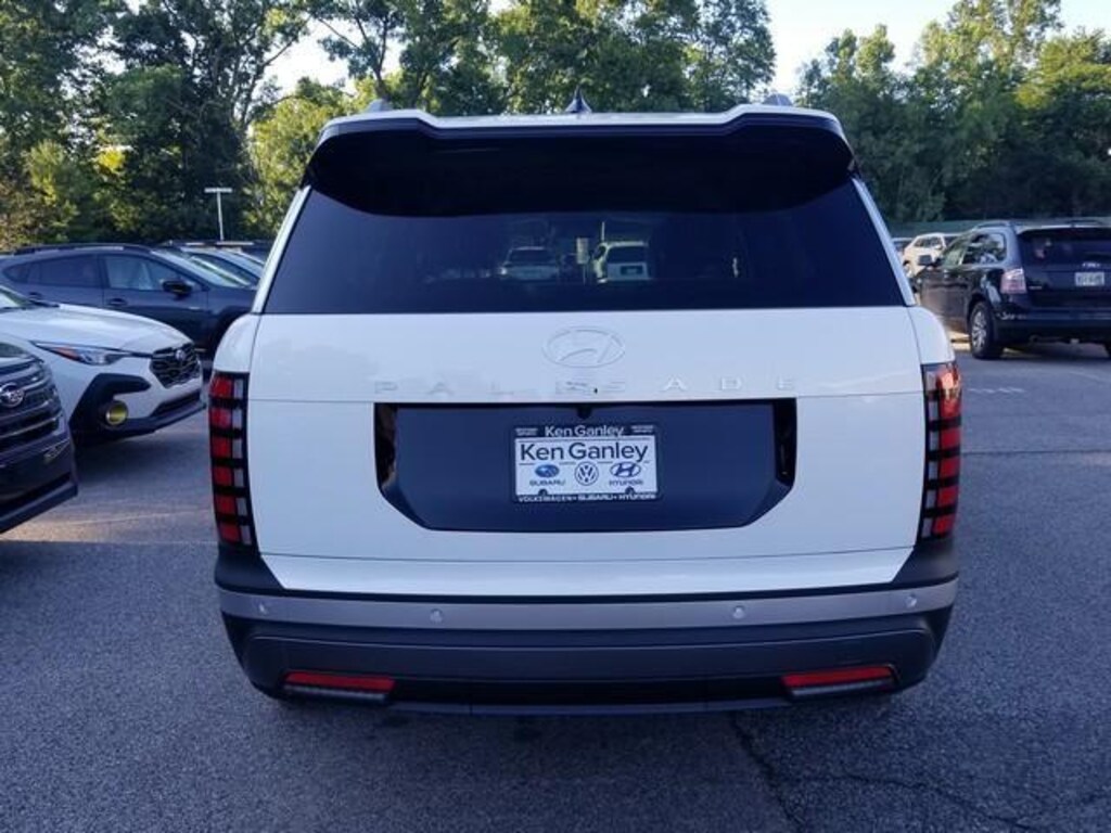 New 2026 Hyundai Palisade SEL FWD SUV