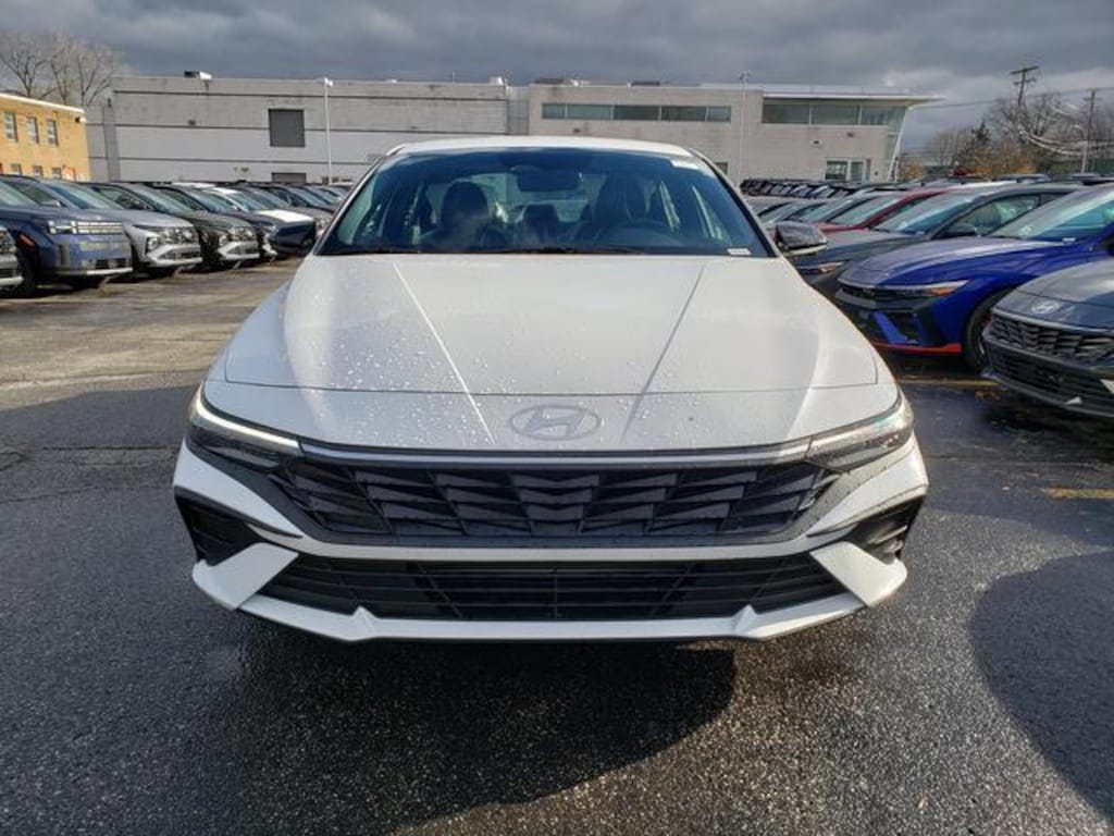 New 2026 Hyundai Elantra SEL Sport Sedan
