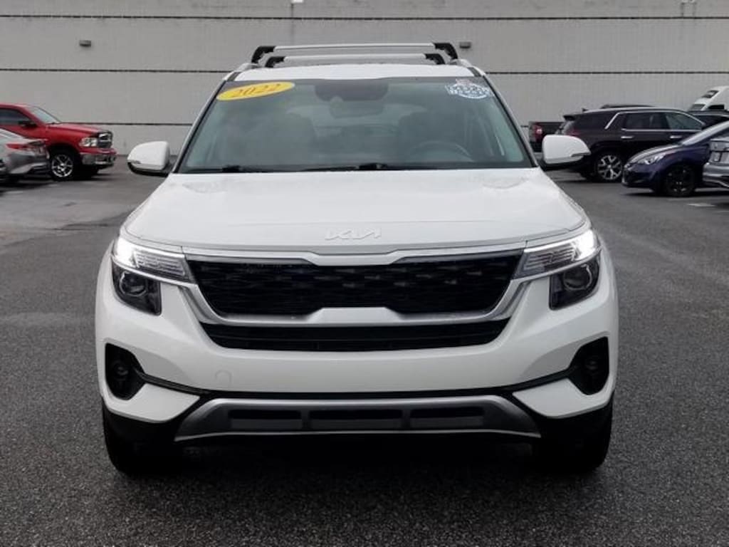 Used 2022 Kia Seltos EX SUV