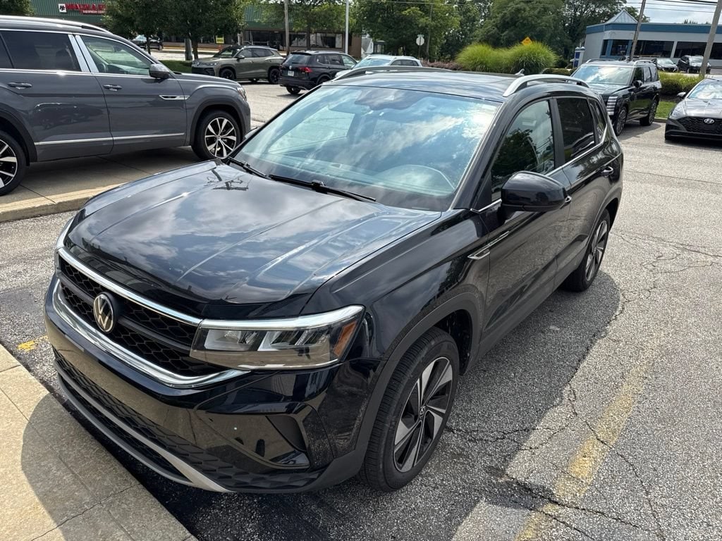 Certified 2024 Volkswagen Taos 1.5T SE SUV