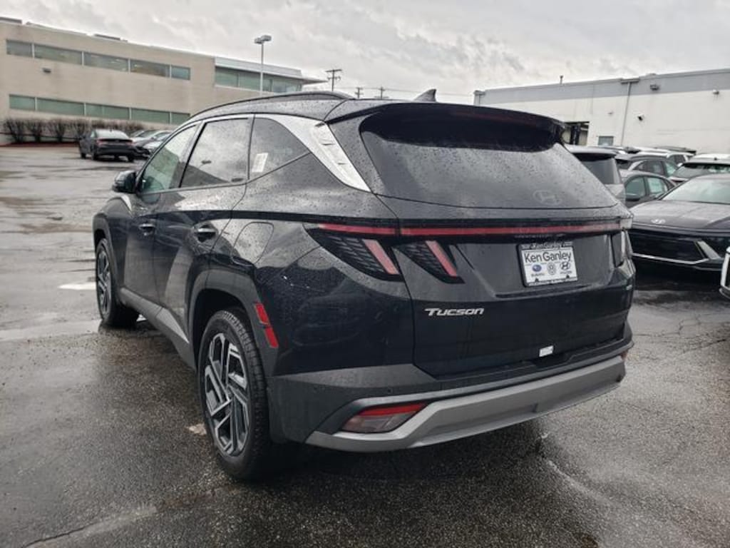 New 2026 Hyundai Tucson Limited AWD SUV