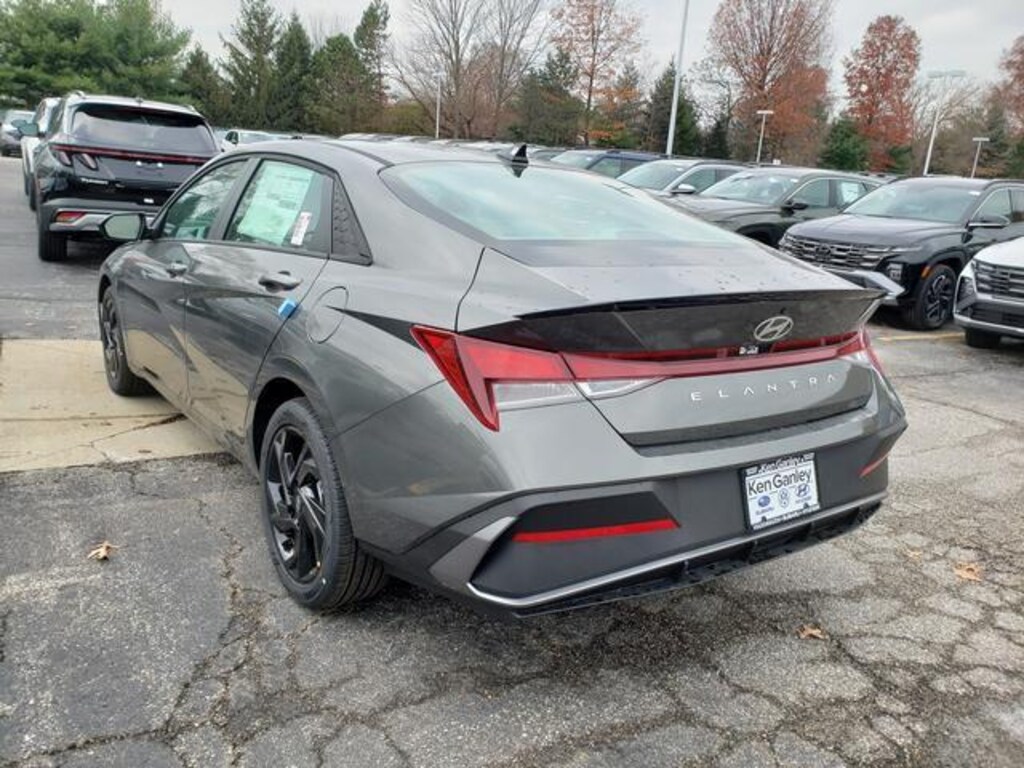New 2026 Hyundai Elantra SEL Sport Sedan