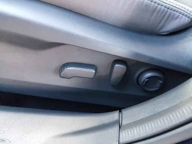 2025 Subaru Legacy Premium - Photo 16