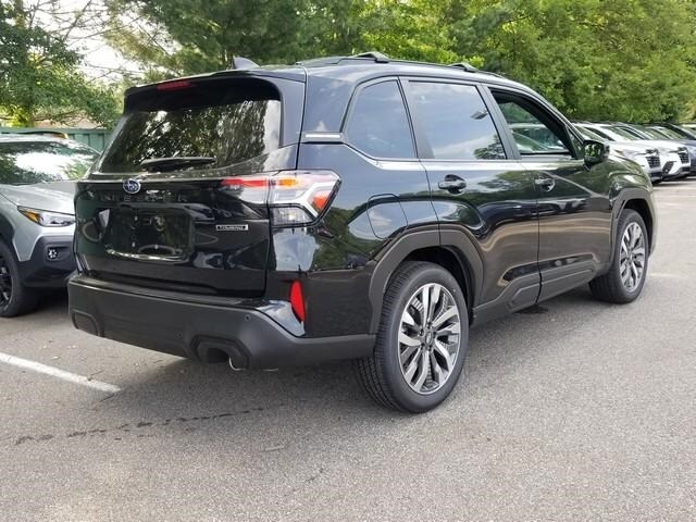 2025 Subaru Forester Touring photo 3