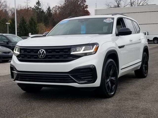 2022 Volkswagen Atlas V6 SEL R-Line photo 3