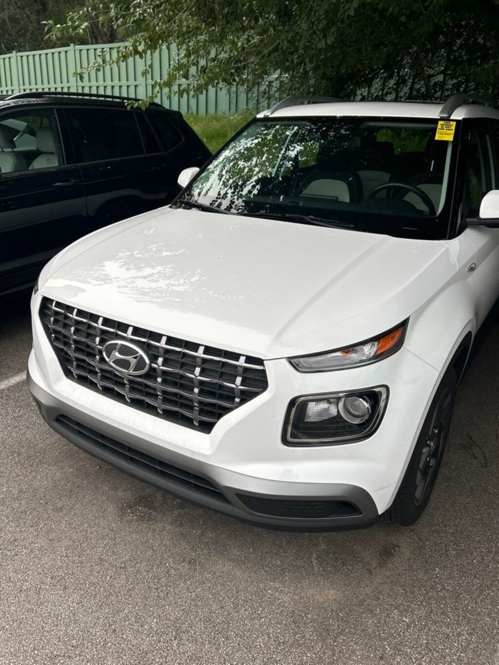 Used 2023 Hyundai Venue SEL SUV