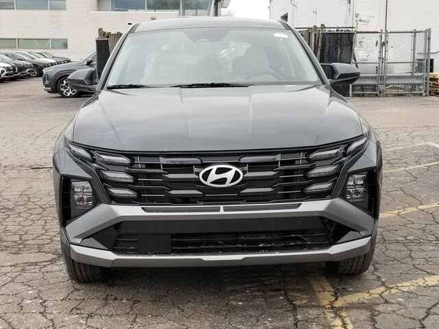 2025 Hyundai Tucson SE photo 2