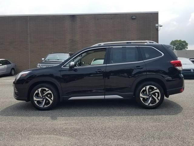 2023 Subaru Forester Touring - Photo 8