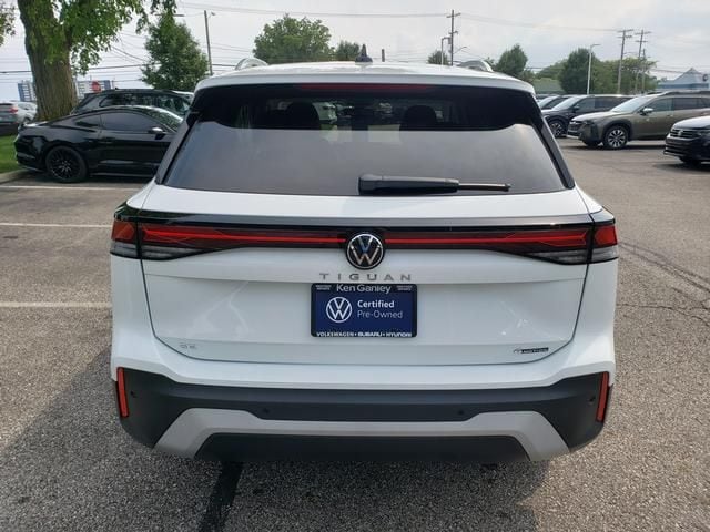 2025 Volkswagen Tiguan SE - Photo 6