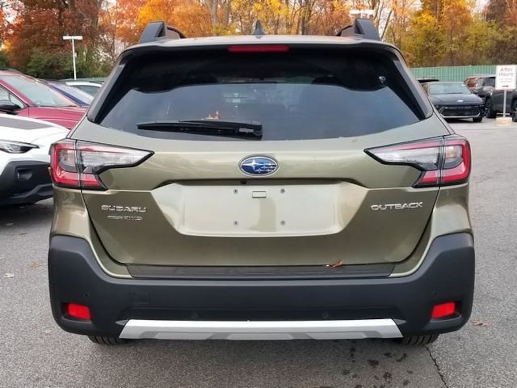 New 2025 Subaru Outback Limited SUV