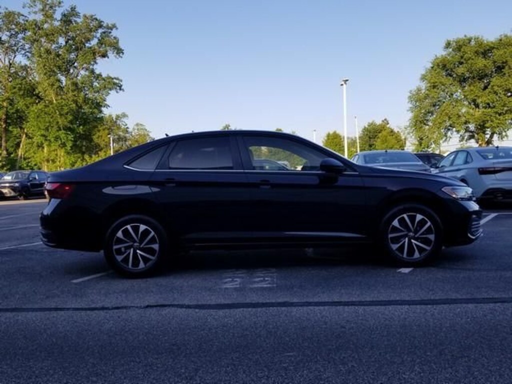 Used 2023 Volkswagen Jetta 1.5T S Sedan