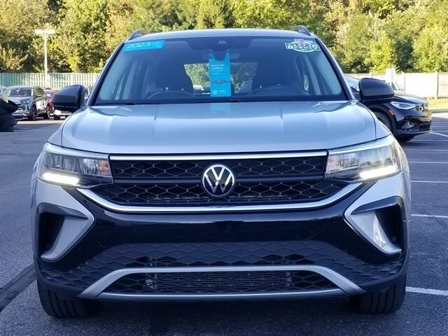 2023 Volkswagen Taos S photo 2
