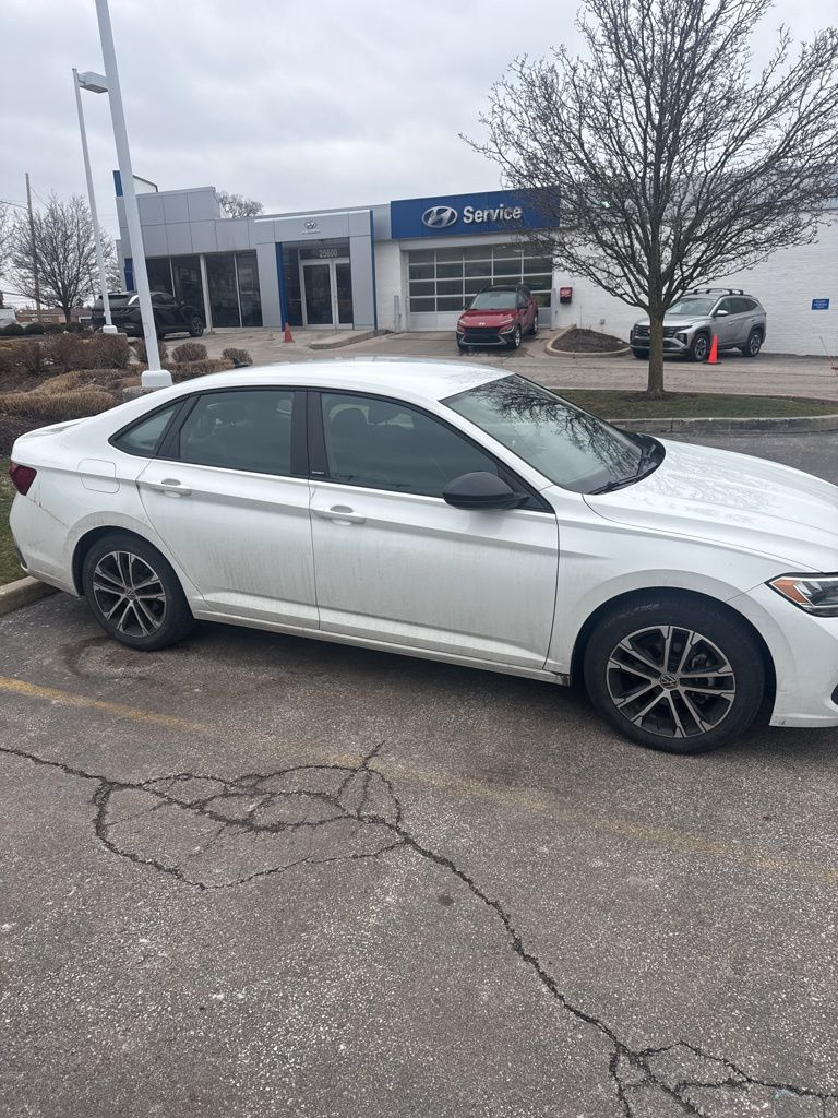 2023 Volkswagen Jetta Sport