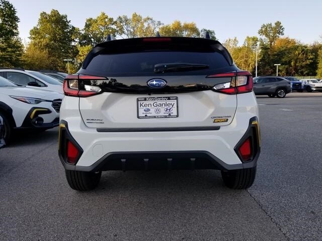 2025 Subaru Crosstrek Sport photo 3