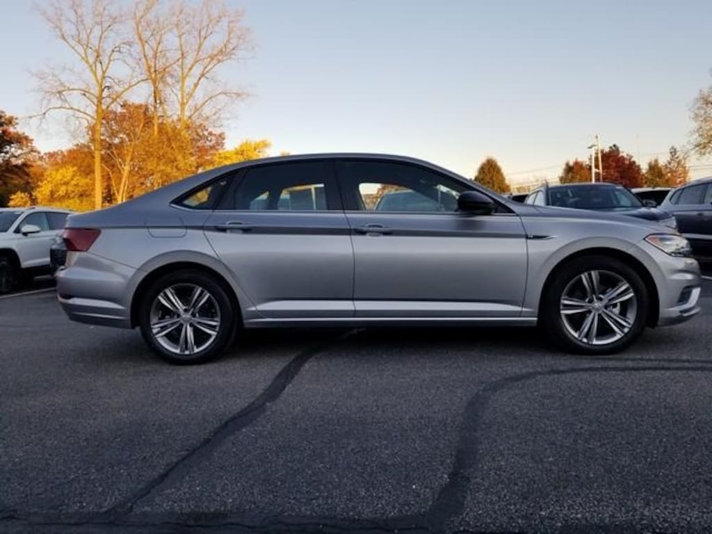 Used 2021 Volkswagen Jetta R-Line Sedan