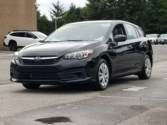 2023 Subaru Impreza Base photo 3