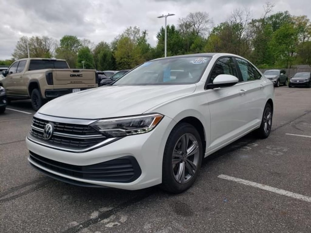 Used 2023 Volkswagen Jetta 1.5T SE Sedan