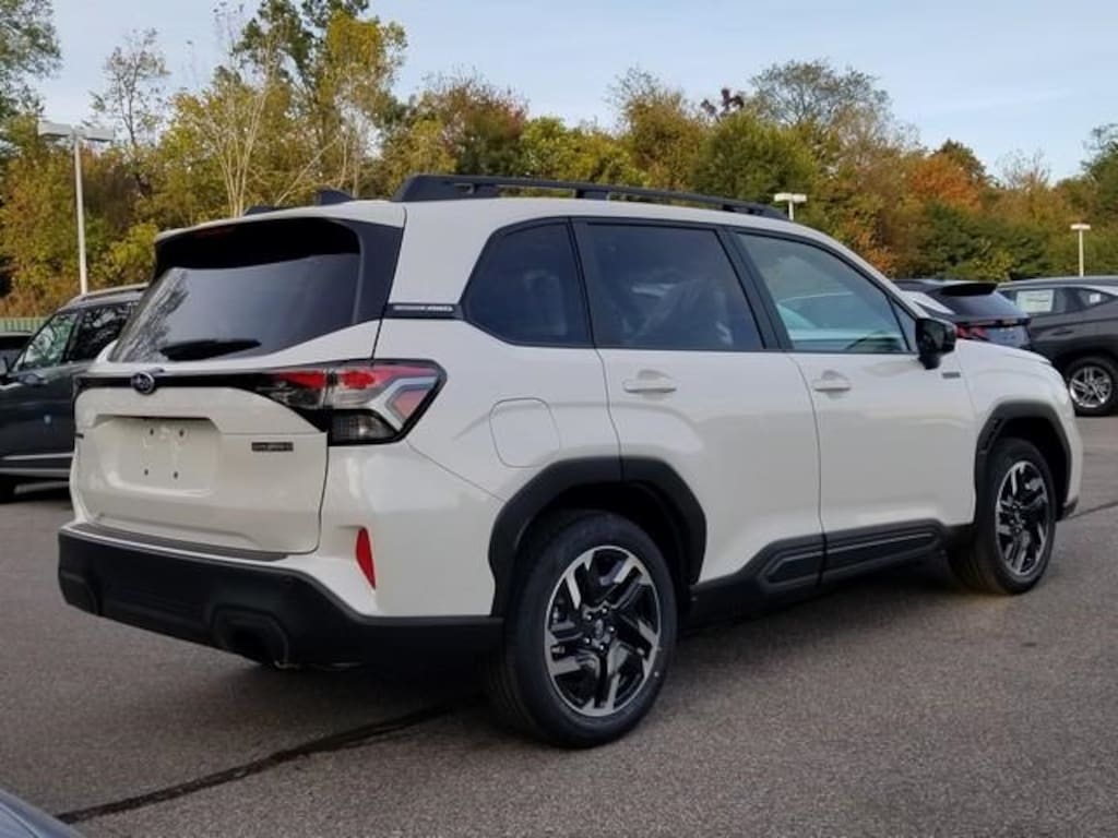 New 2025 Subaru Forester Hybrid Limited SUV