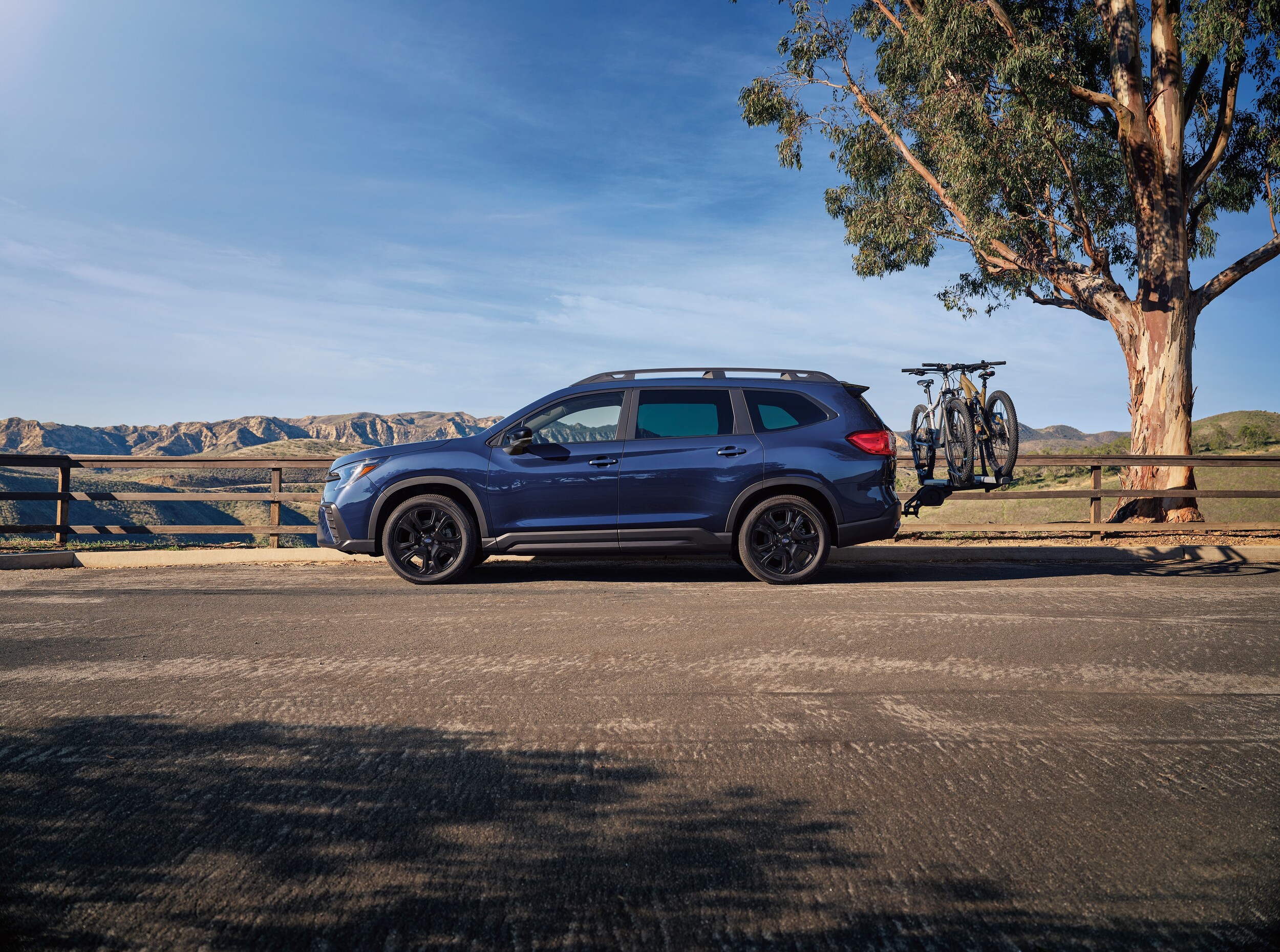 2024-Subaru-Ascent-OnyxLimited-SUV-L01.jpg