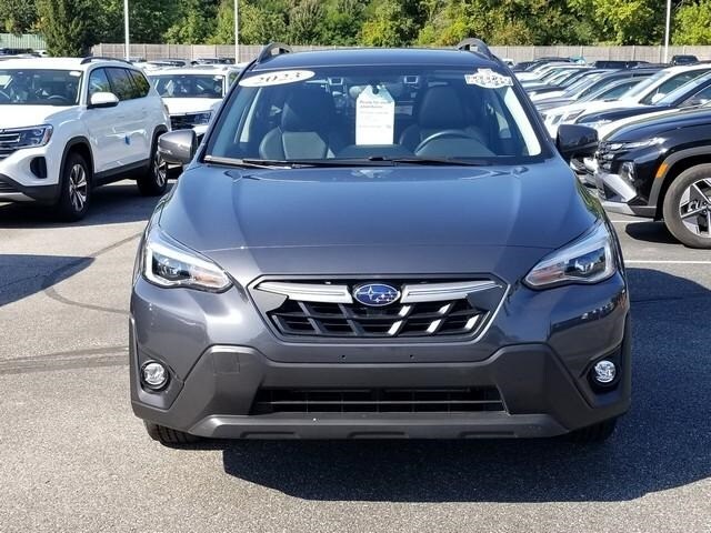 2023 Subaru Crosstrek Limited photo 2