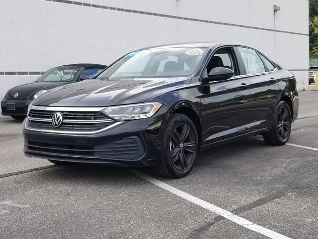 3VW7M7BUXRM018749