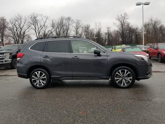 2023 Subaru Forester Limited photo 2