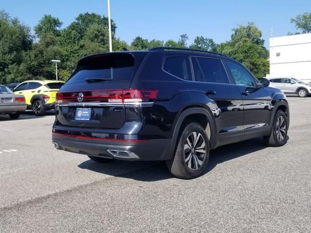 Used 2024 Volkswagen Atlas 2.0T SE SUV