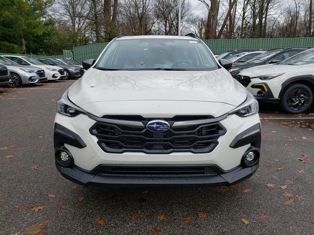 2025 Subaru Crosstrek Limited photo 2