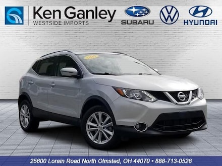 Featured Used 2017 Nissan Rogue Sport SV SUV for Sale in North Olmsted, OH