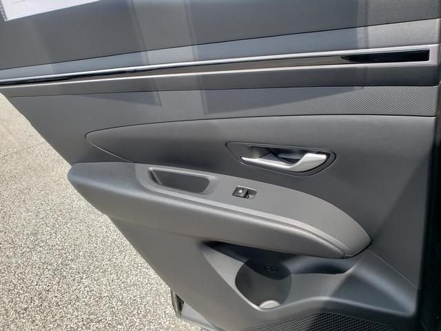 2024 Hyundai Tucson SE - Photo 14