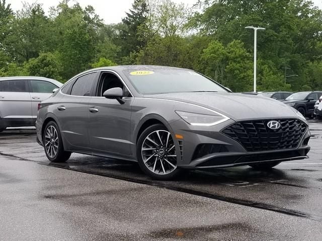 2022 Hyundai Sonata Limited 1.6T's photo