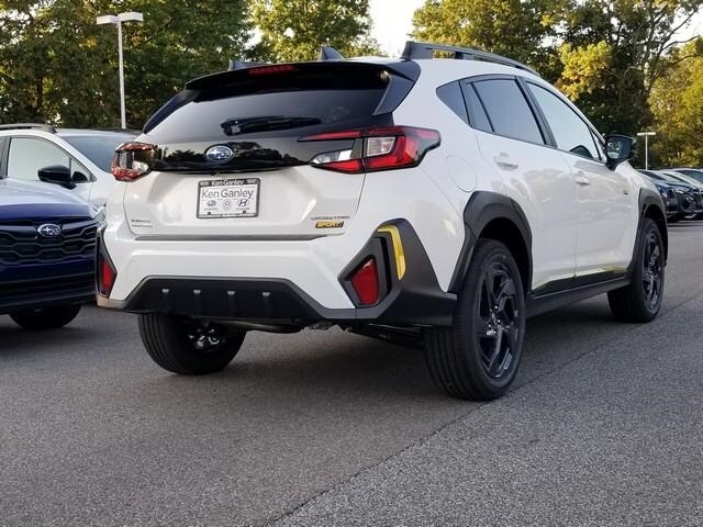 2025 Subaru Crosstrek Sport photo 2
