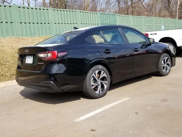 2025 Subaru Legacy Premium photo 3
