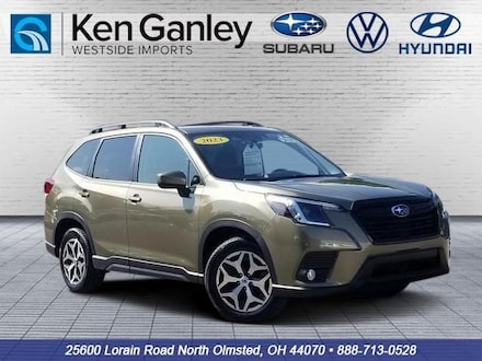 2023 Subaru Forester Premium SUV