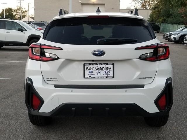 2025 Subaru Crosstrek Limited photo 4