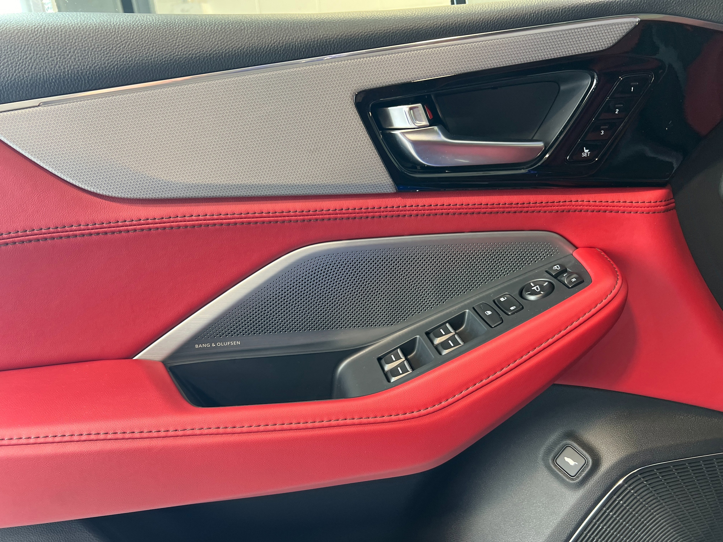 2026 Acura MDX A-Spec Package - Photo 17