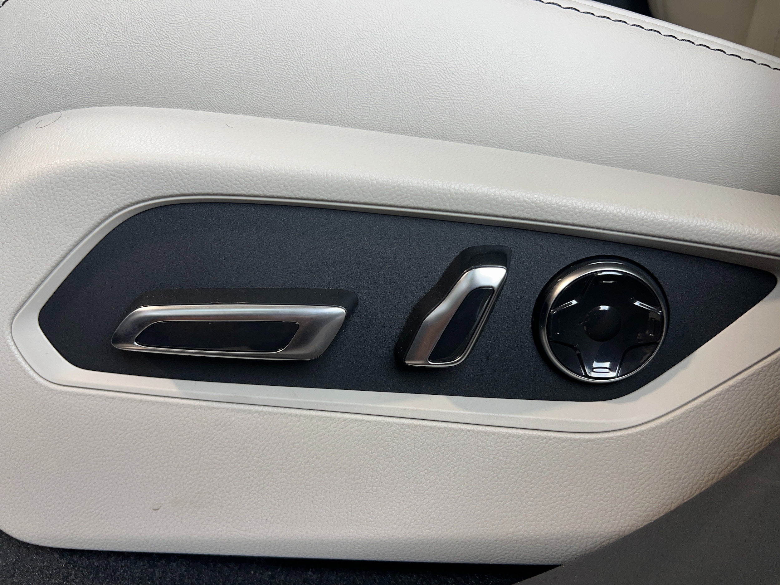 2026 Acura RDX Technology Package - Photo 11