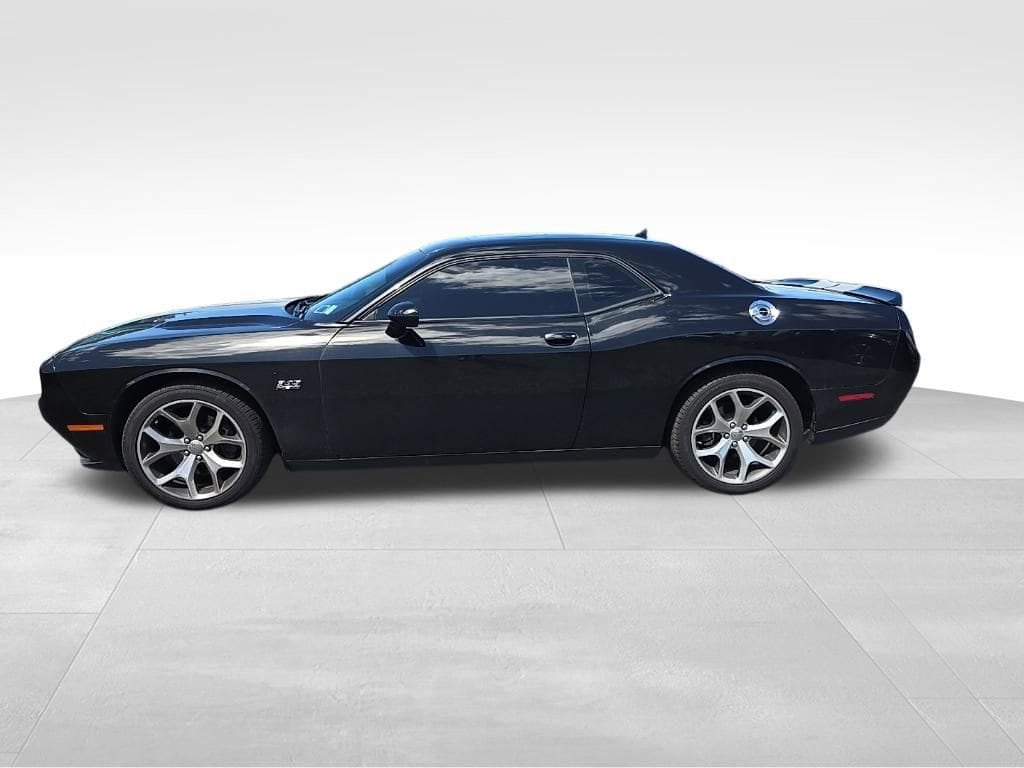 Used 2016 Dodge Challenger R/T with VIN 2C3CDZBT7GH279521 for sale in Rochester, NY