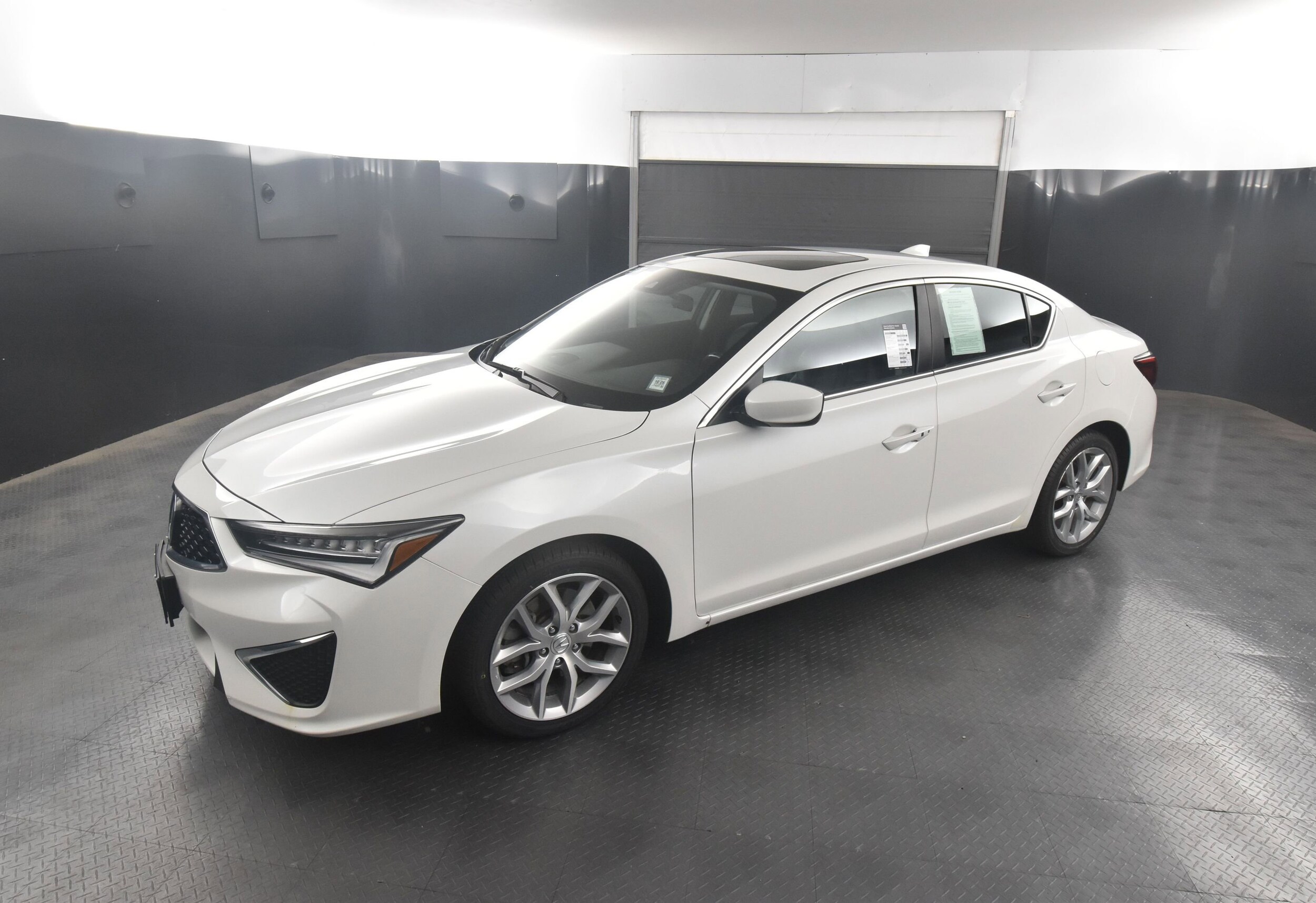 2019 Acura ILX photo 2