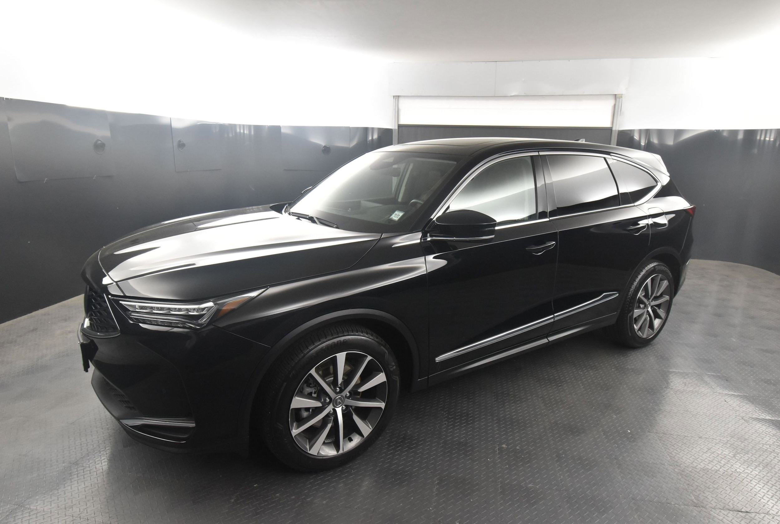 Used 2025 Acura MDX Technology Package with VIN 5J8YE1H43SL005164 for sale in Rochester, NY