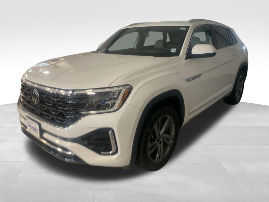 2024 Volkswagen Atlas Cross Sport SEL R-Line's photo
