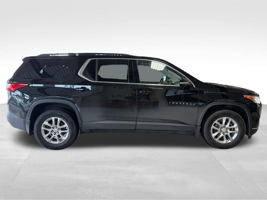 1GNEVGKW9KJ158925