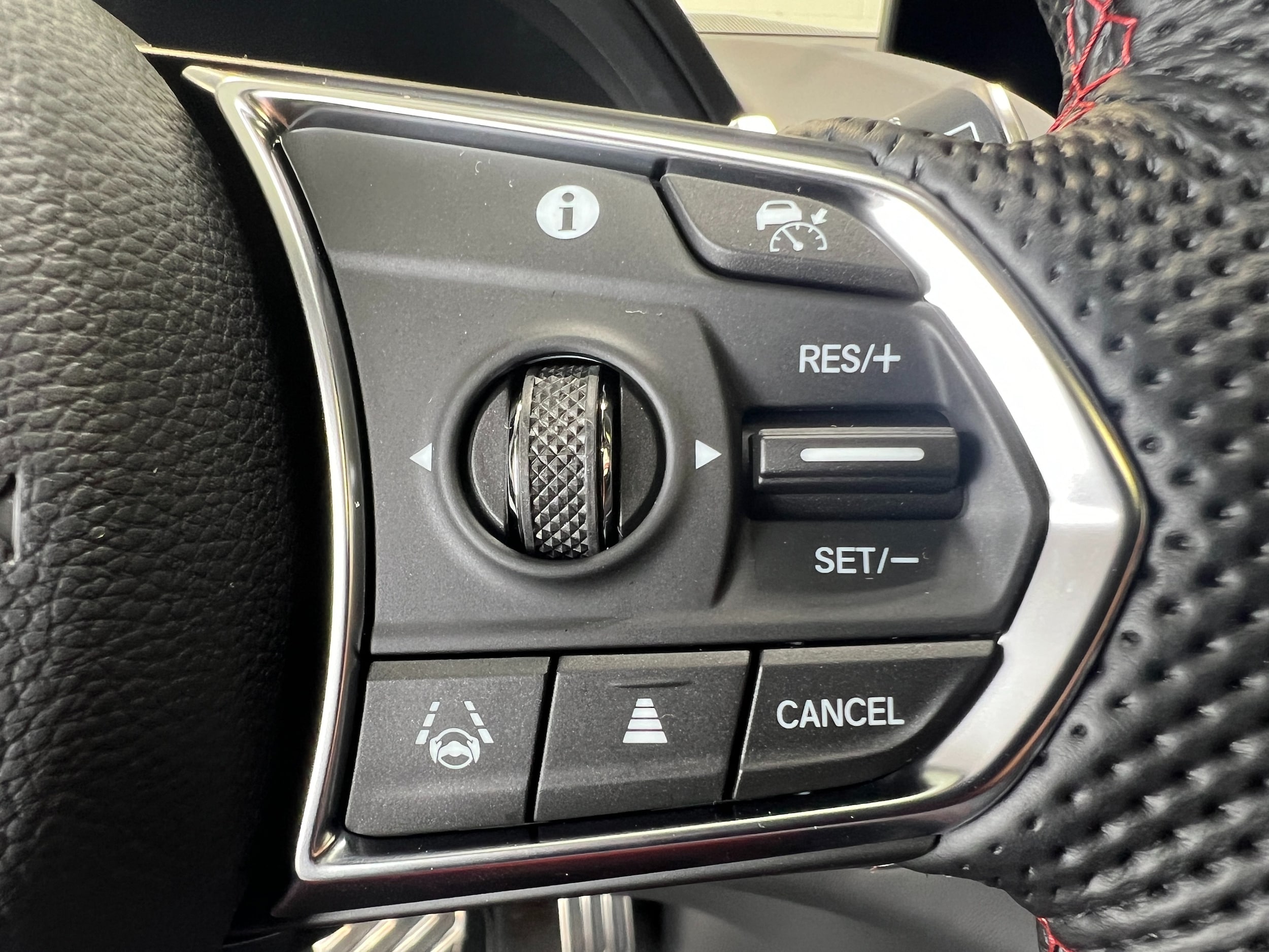 2026 Acura RDX A-Spec Package - Photo 19