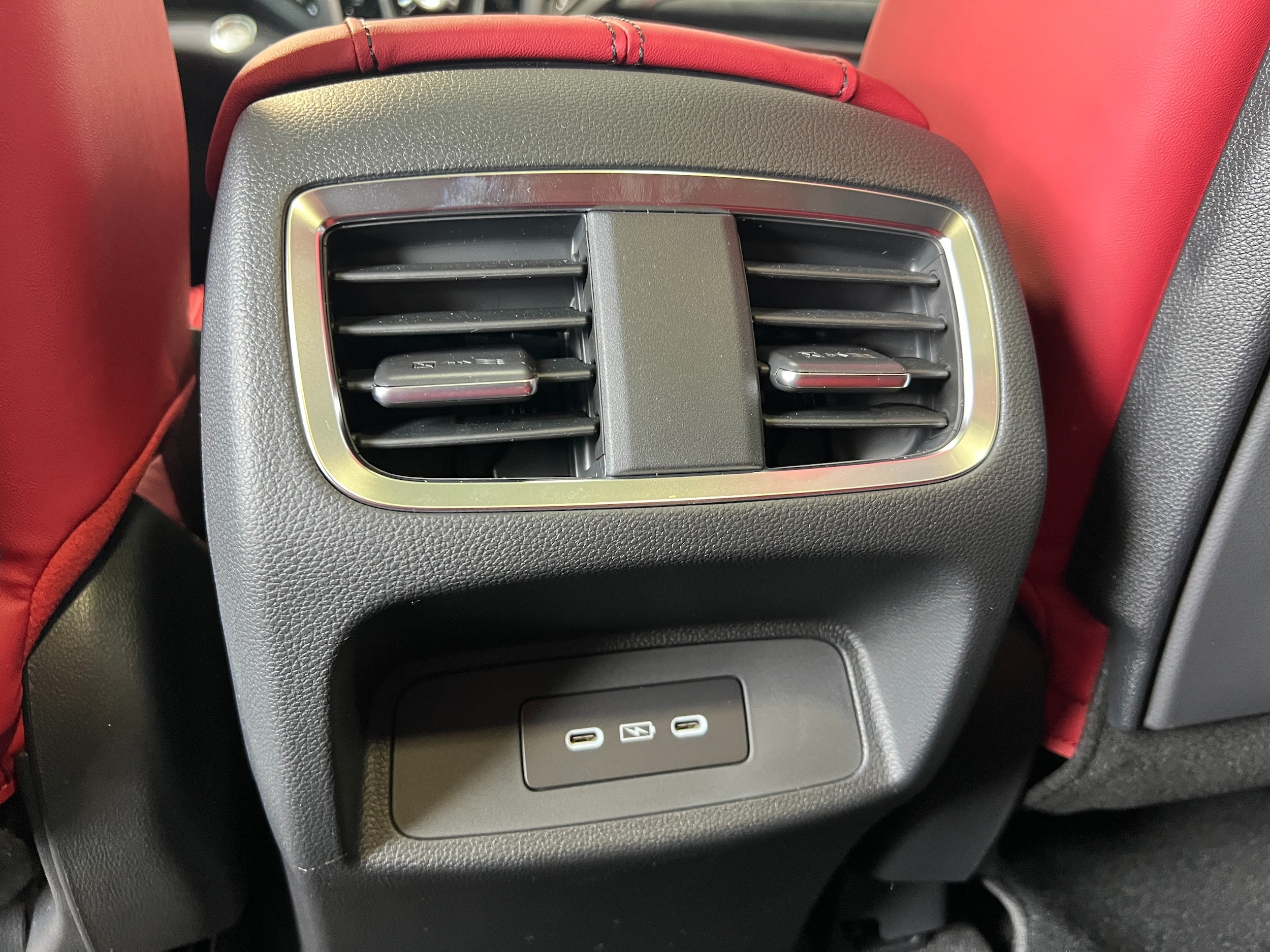 2026 Acura RDX A-Spec Package - Photo 32