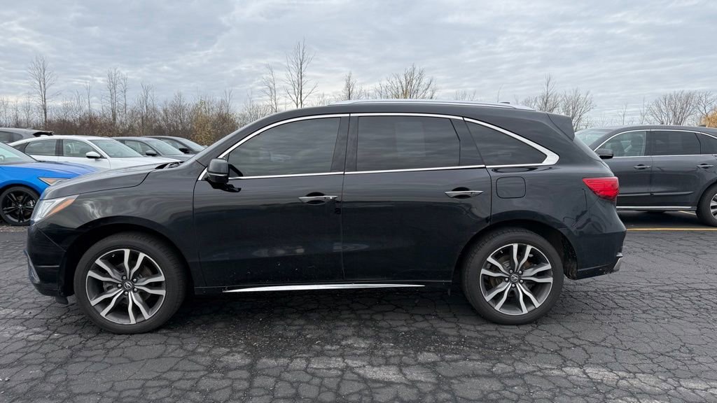 2020 Acura MDX SH-AWD Advance photo 2