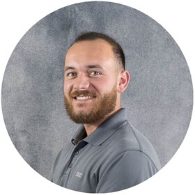 Staff member Kenny P. from ID_763e38