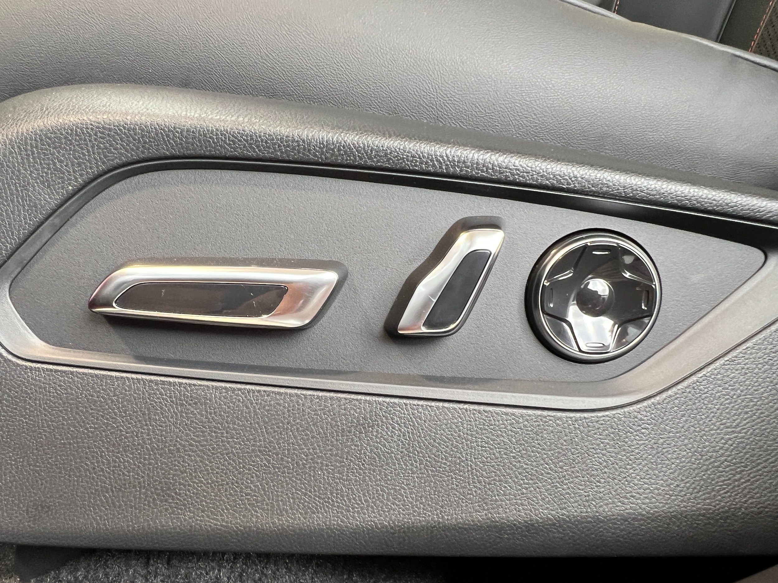 2026 Acura RDX A-Spec Package - Photo 16