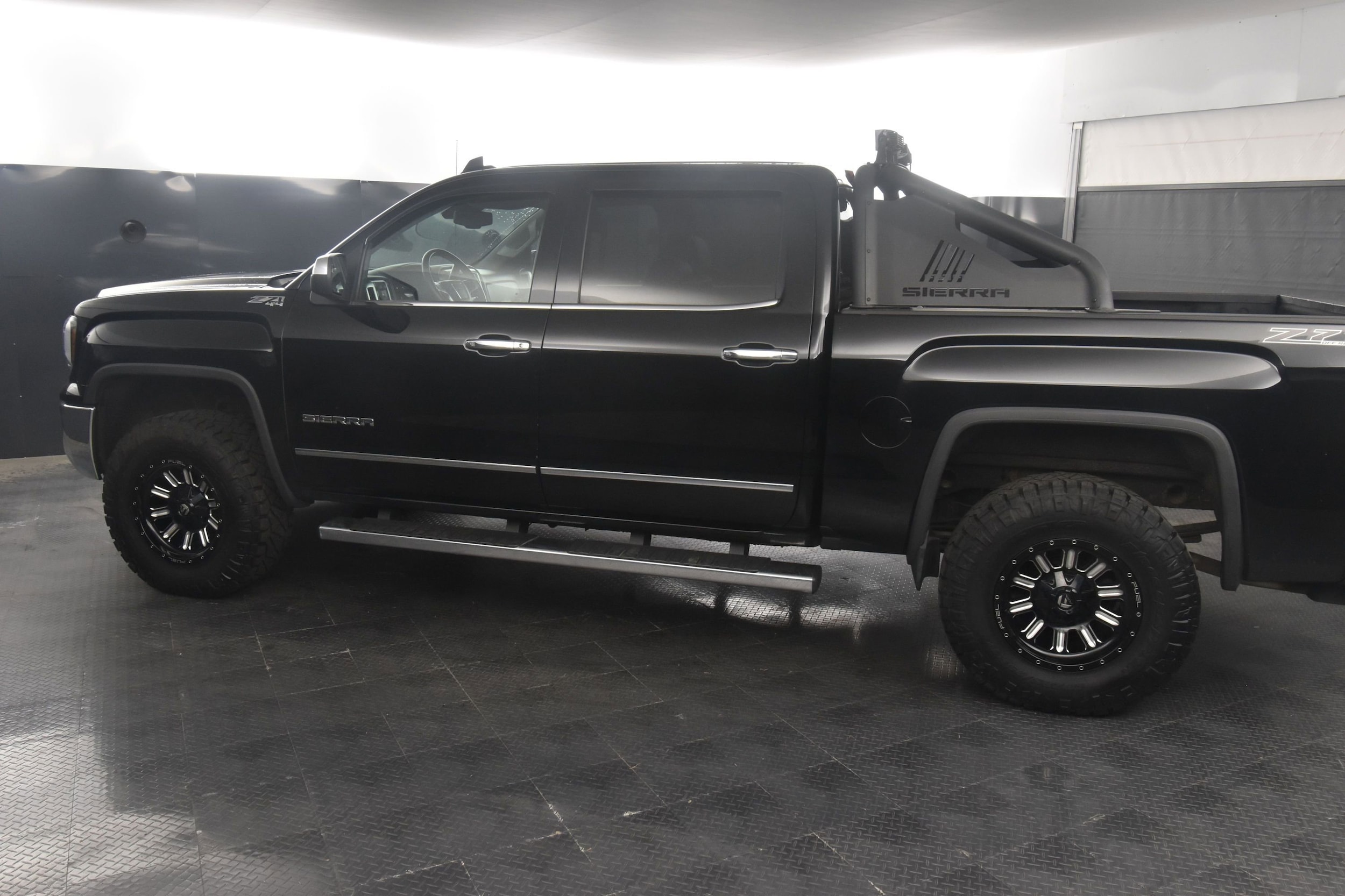 Used 2017 GMC Sierra 1500 SLT with VIN 3GTU2NEC2HG114861 for sale in Rochester, NY