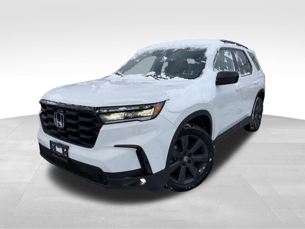 2025 Honda Pilot Sport's photo